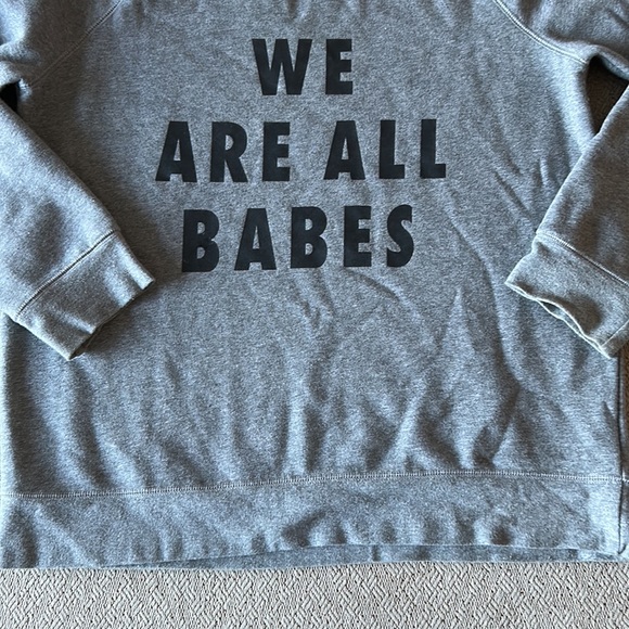 Brunette The Label Sweatshirt - Picture 4 of 5